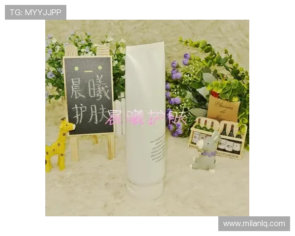 欧恪米兰官方旗舰店——定期推出新品，紧跟国际时尚潮流趋势